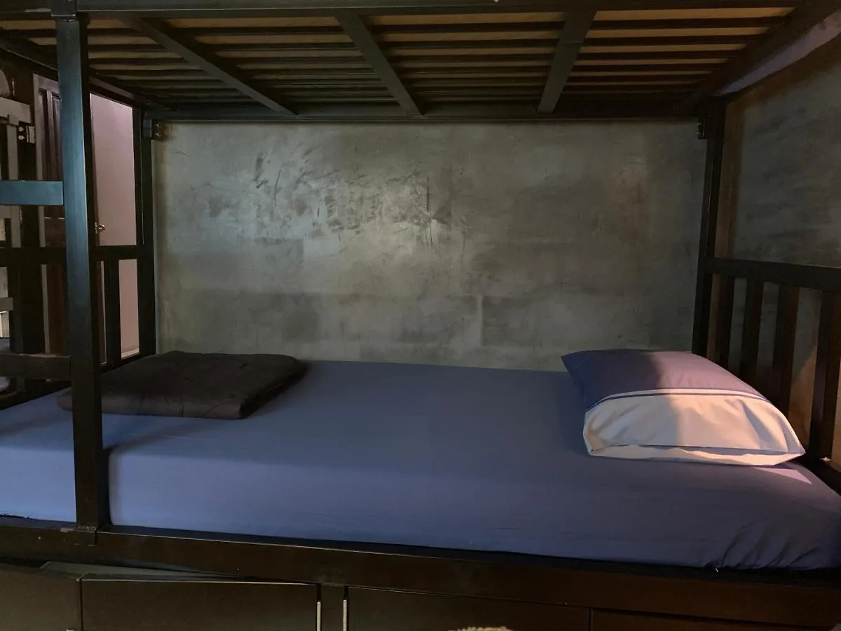 Chompoo Hostel Phiphi-szigetek